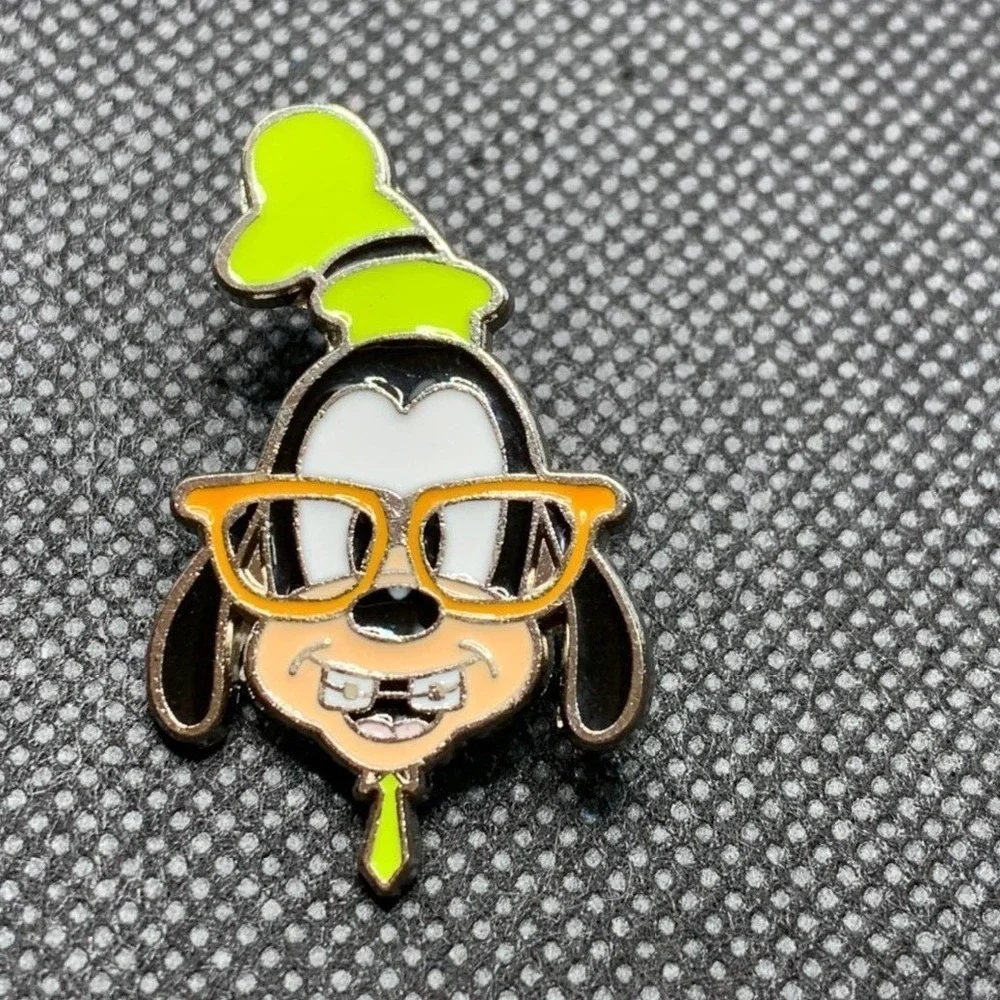 2012 Nerdy Goofy Disney pin Nerds rock collectible trading pins WDW